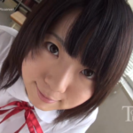 【足立まりえ】の制服姿